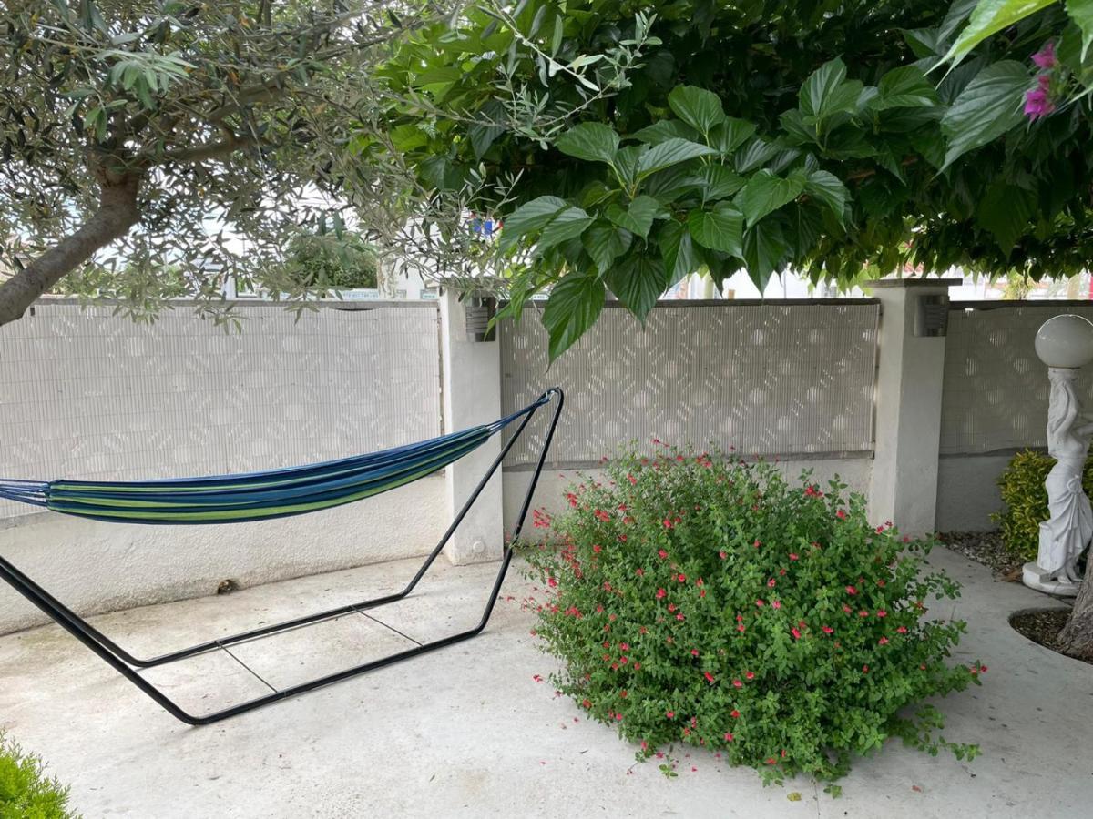 Villa Leones Ampuriabrava Exterior foto